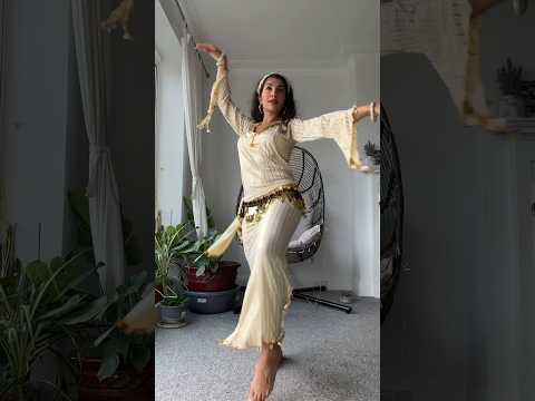 El Hob Halal Belly Dancer Baladi LondonBellydancer Bellyfitbyleilah