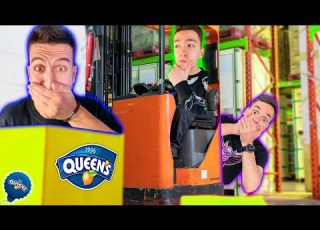 ИГРАЕМ КРИЕНИЦА в СКЛАД НА QUEEN S и АНДИ НИ ТЪРСИ