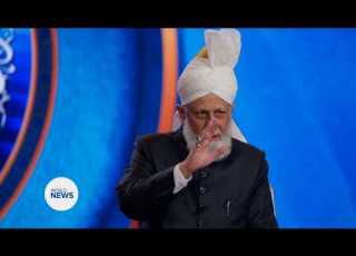 Hazrat Mirza Masroor Ahmad Addresses Over 19 000 Lajna At 60th UK Jalsa Salana