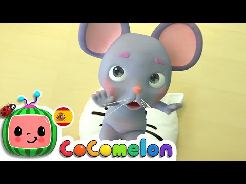 CoComelon En Español Hickory Dickory Dock Canciones Infantiles