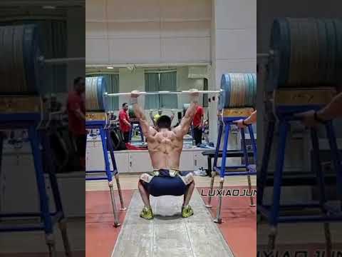 210 KG 462 LBS Overhead Squats Lu Xiaojun Chinese Weightlifting Strength Shorts