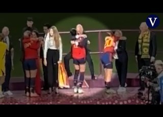 Un Nuevo Vídeo Muestra El Momento Del Abrazo Entre Rubiales Y Hermoso