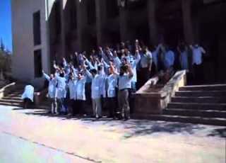  حلب Aleppo اعتصام صامت في مشفى حلب الجامعي 7 8 2011