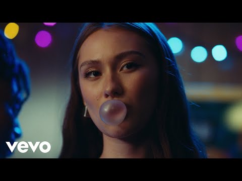 Royel Otis Who S Your Boyfriend Official Music Video