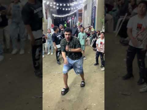 الفيومي أتجنن ولا اي احمد الفيومي