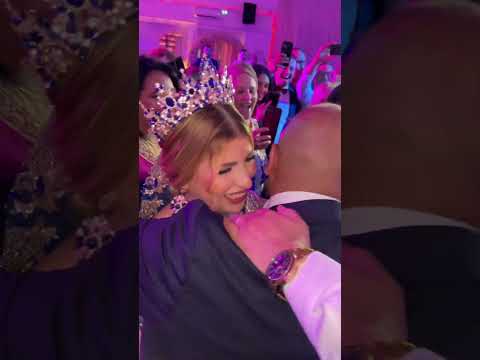 اومبيونص مع وردة شارلومانتي