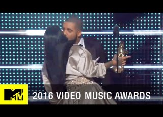 Rihanna Drake The Kiss 2016 Video Music Awards MTV