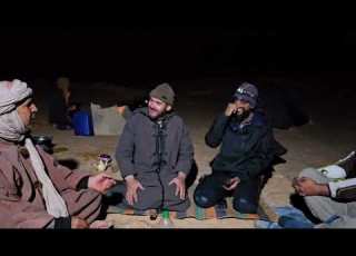 جلسة سمر مع الرحالتين محمد رضا غويلب و محمد حابة من صحراء بلڨبور إليزي