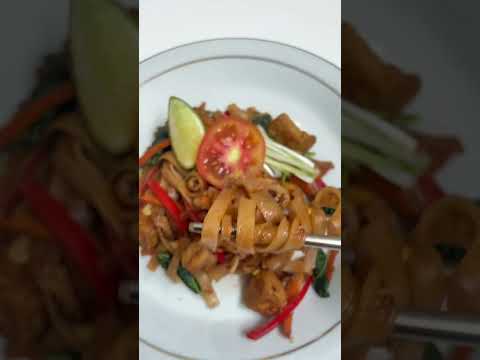 Vegetarian Pad See Ew Shorts