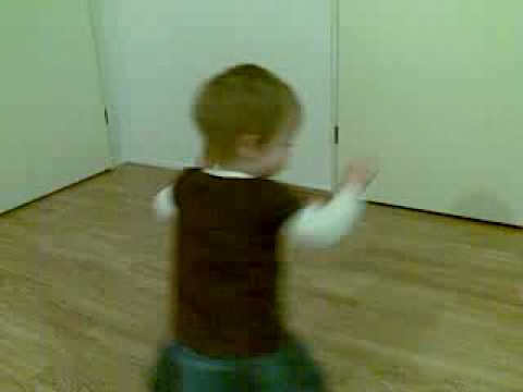 Litla Pæjan Heldur áfram Að Dansa