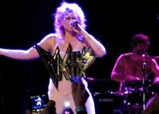 Peaches F Ck The Pain Away Live At The Wiltern