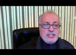 Webcam Video From 12 January 2013 هيكل يسقط في مستنقع القذافي
