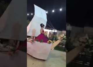 فتاة فاتها قطار الزواج شاهدوا ماذا فعلت