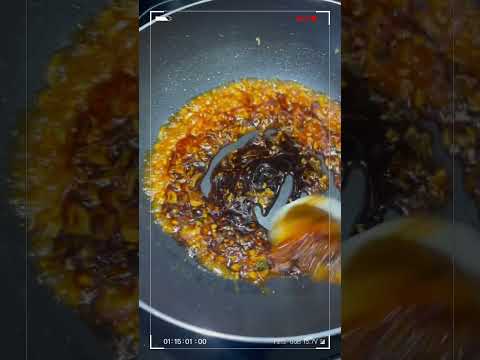 Kua Mii Or Lao Stir Fried Noodles