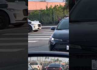  Taxi From Future Without Pilot In USA Music Love Travel Taxidrivers Taxibeat Taxi Taxistory