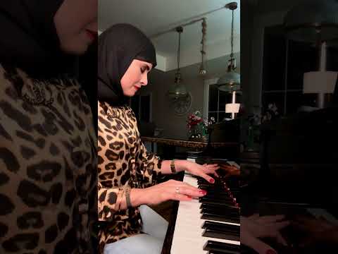 وتقابل حبيب اليسا بطولة ياسمين عبدالعزيز و الحان العبقري عزيز الشافعي و عزفي ياسميناشلش بيانو