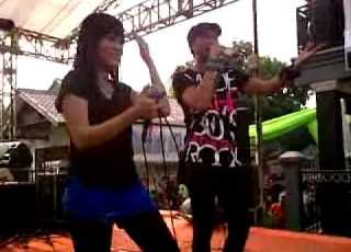 Resah Tanpamu Titi Kamal Ft Anji Drive