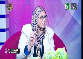  اد منال فوزي استاذ الاشغال الفنية و البيئية بكلية التربية النوعية جامعة طنطا عن فن اعادة التدوير