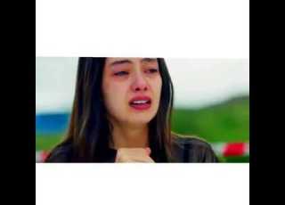 إن غبت عني عسى ماني لأحد غيرك وإن غابوا الناس أنت الناس بعيوني