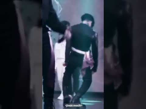 خبر صادم سقوط هان من فرقة ستراي كيدز مغميا عليه على المسرح خبر صادم سقوط هان من فرقة ستراي كيدز مغميا عليه على المسرح