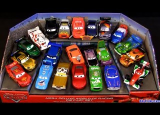  Disney Cars Disney Store Mega Deluxe World Of Racing Diecast Set Im Test