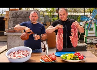  МЯСНОЕ РАГУ с КОПЧЕНЫМИ СОСИСКАМИ
