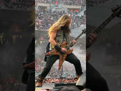 Zakk Wylde Plays Cowboys From Hell In Chicago 2024 Metallica Chicago Pantera Tour