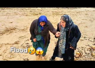 Home In Danger Of Destruction Ruqiya S Family Trapped In Flood