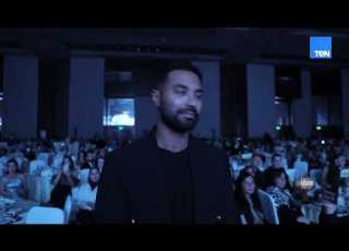 النجم كريم فهمي يتألق بدور استثنائي في وتقابل حبيب تكريم مستحق في Dear Guest Awards