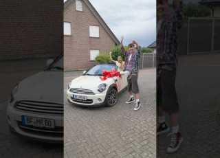 Ich Schenke Oma Ihr Traum Auto