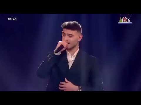 الشامي يؤدي اغنيه دكتور في سهره رأس السنة