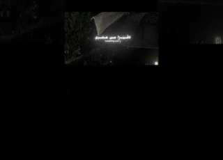  ويوم وداعنا فجرا وما أقساه من فجر يحار القول في وصف الذي لاقيت من هجري وقلت مقالة لا زلت