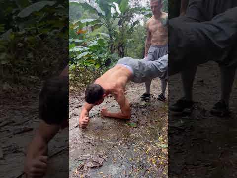 No Days Off Kungfu Training In A Shaolin Temple In China