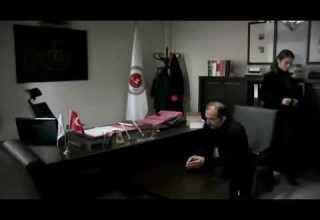 وادي الذئاب الجزء السادس الحلقة 33 مدبلجة للعربية