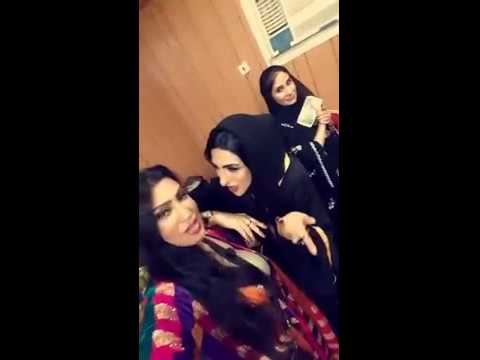 فيديو سيلفي للفنانة فاطمة عبدالرحيم والفنانة المعتزلة زينب العسكريFunny Arabic Videos