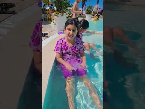 هيلين وهيفي بالمسبح عملوا الترند