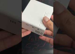  A Palm Sized Projector That S Portable And Affordable Alston YG 300 Geektita Techniche Projector