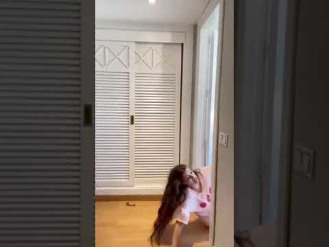 احتاج متطوعة تجيب لي المنشفة ههه