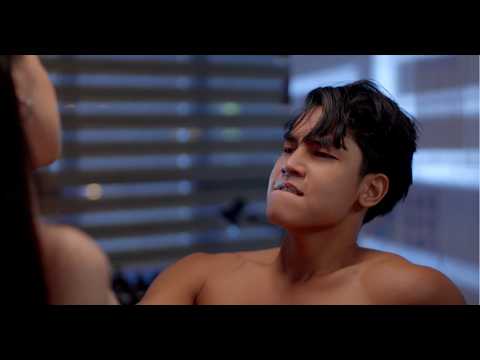 Einsam In Der Waldhütte Während Des Größten Sturms ASMR Full HD 4K FILM Romantik Liebesgeschich