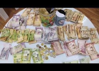 فتح الحصالة بعد طول انتظار كم تتوقع المبلغ Money Savings