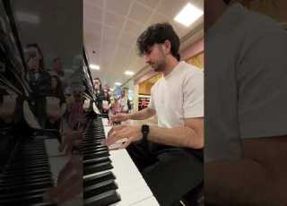 Pretending To Be A Beginner Pianist At The Airport