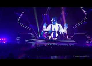 09 Scream Shout Boys Britney Spears Live Piece Of Me May 6 2017