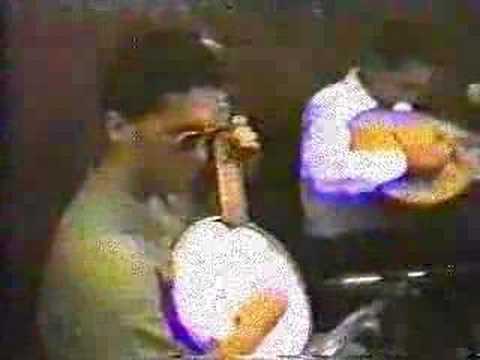 Ezahi Et Ptit Moh Touchia El Maya Sghira