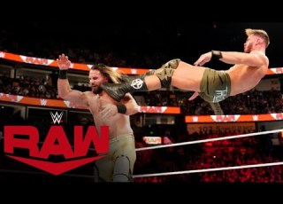 أوستن ثيوري ضد سيث فريكن رولينز مباراة على لقب الولايات المتحدة راو ٢ يناير ٢٠٢٣