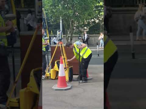 مهندسين المساحة المحترمين للجنة المساحة لتسليم محضر الاستلام للقطعة القائمة بمزاد حق الشعب