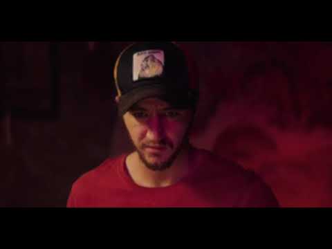 حلات وتس حزينه عايزاني احكي ومداريش