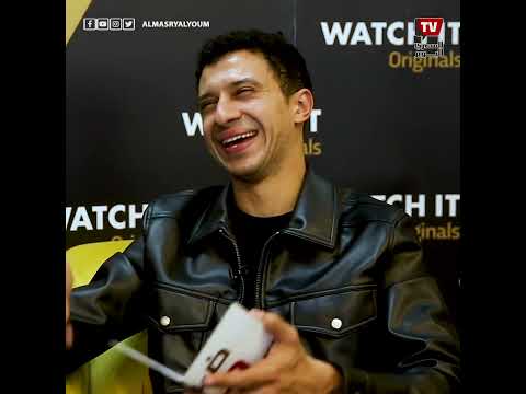 مقدرش يمسك نفسه من الضحك المشهد الكوميدي الذي اضحك عصام عمر في مسلسل بالطو