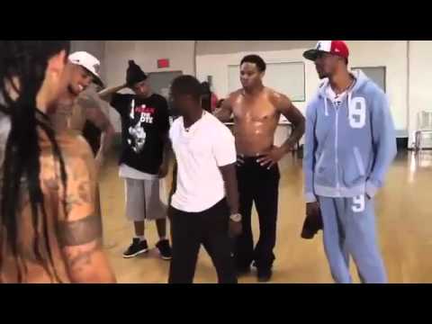 Kevin Hart Gives Chris Brown Dance Lessons AT BET Awards Kingpin TV