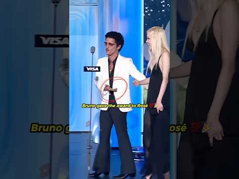 Congratulations Rosé Bruno For APT Won Blackpink Rosé