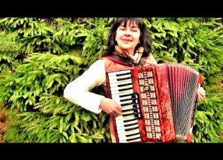  WIESLAWA DUDKOWIAK BESAME MUCHO